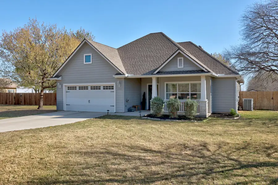 502 NW River Rd, Martindale, TX 78655 - #2