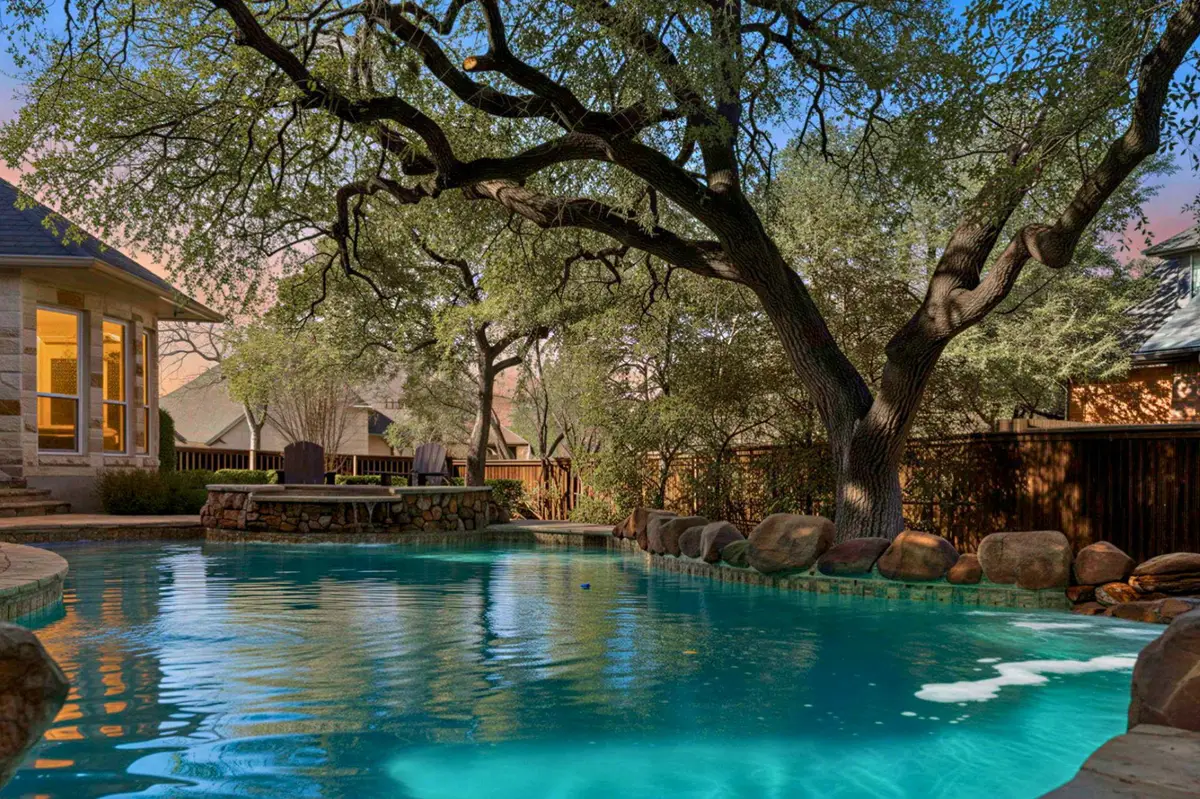 10901 Doswell Cv, Austin, TX 78739 - #1