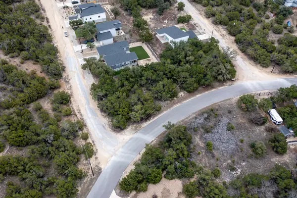 8601 Big Horn Cir, Lago Vista, TX 78645