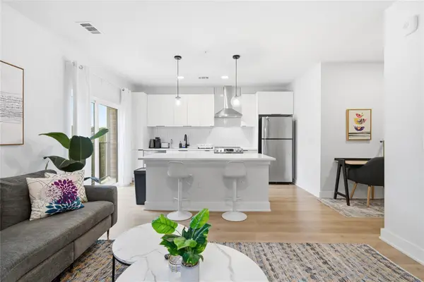 2500 Longview St #201, Austin, TX 78705