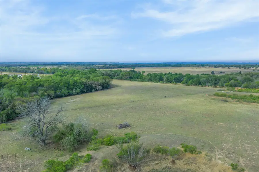 579 Lower Elgin Rd, Elgin, TX 78621 - #2