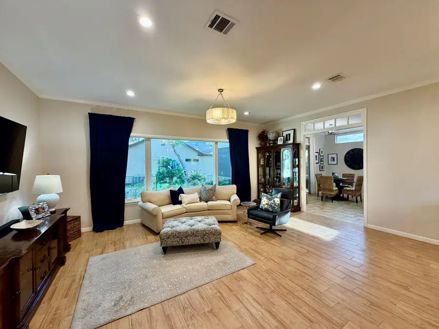 100 Enchanted Dr, Georgetown, TX 78633 - #3
