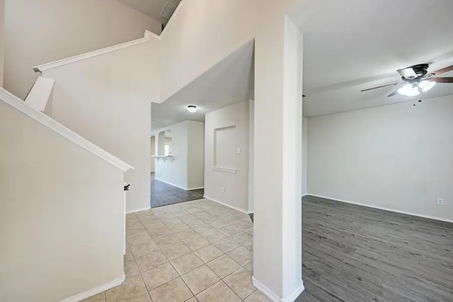1312 Knippa Cv, Hutto, TX 78634 - #3
