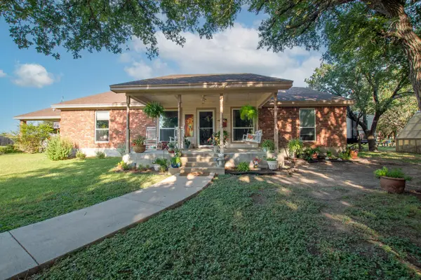 755 County Road 4390, Kempner, TX 76539