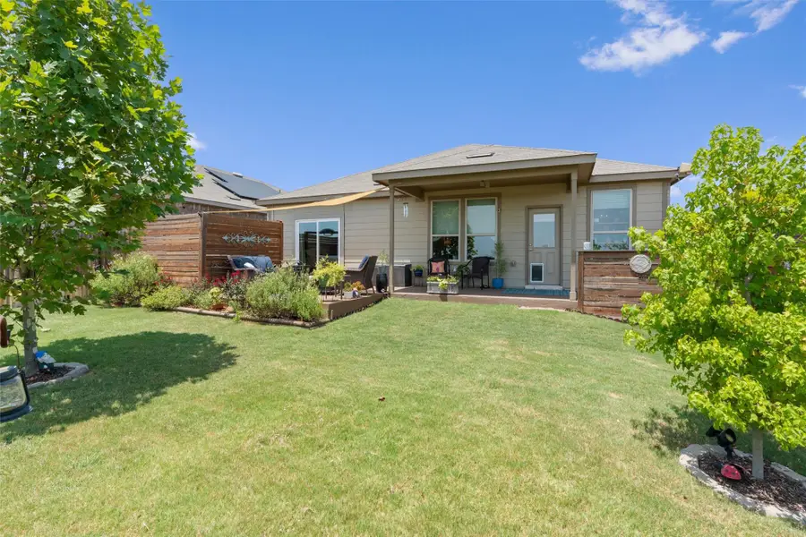 1941 T H Johnson Dr, Taylor, TX 76574 - #3
