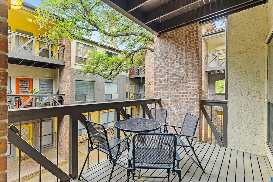 806 W 24th St #210, Austin, TX 78705 - #2