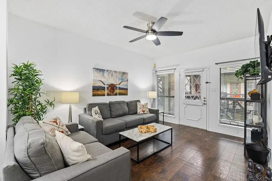 806 W 24th St #210, Austin, TX 78705 - #3