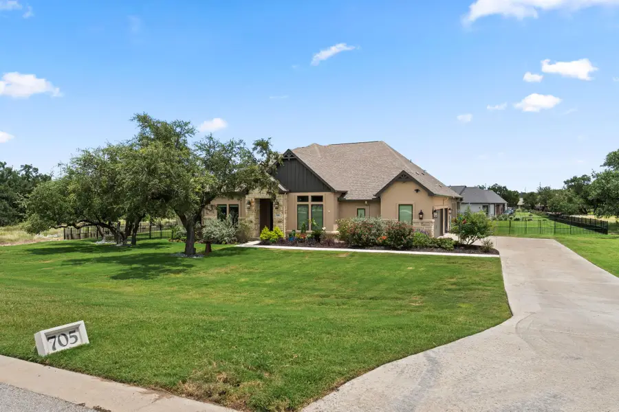 705 Spicewood Trails Dr, Spicewood, TX 78669 - #3