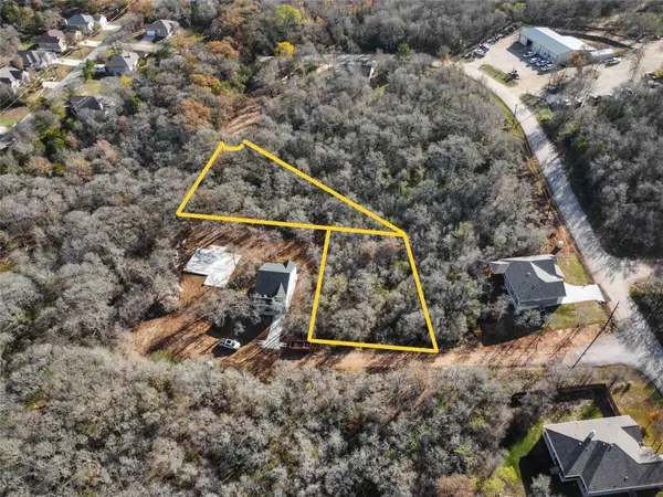 109 Waimalu Cv, Bastrop, TX 78602