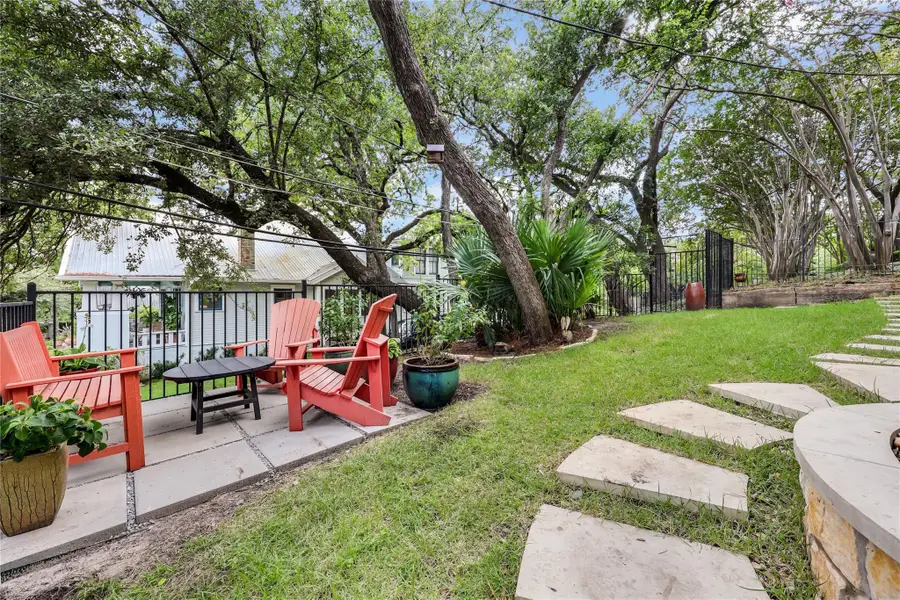 610 Oakland Ave, Austin, TX 78703 - #3