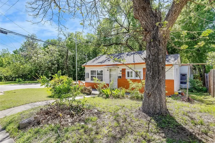 2000 Alamo St, Austin, TX 78722 - Image #3