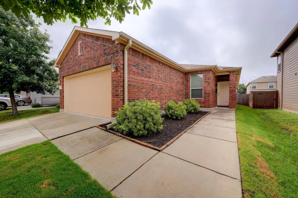 2032 Brandywine Dr, New Braunfels, TX 78130 - #1