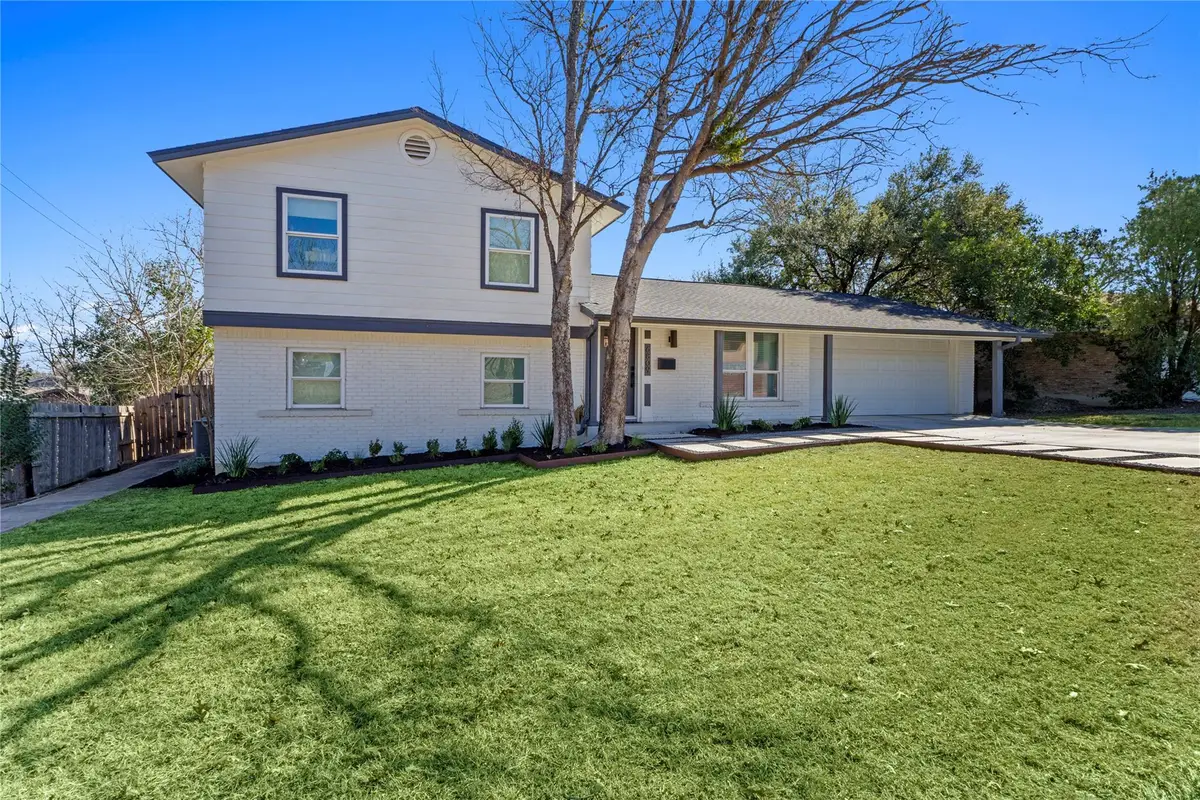 6809 Roanoke Dr, Austin, TX 78723 - #1