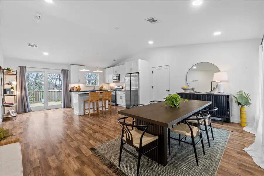 6809 Roanoke Dr, Austin, TX 78723 - #2