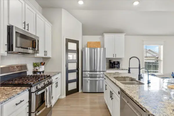 205 Bright Star Ln, Georgetown, TX 78628