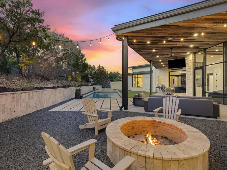 4220 Verano Dr, Austin, TX 78735 - Image #3