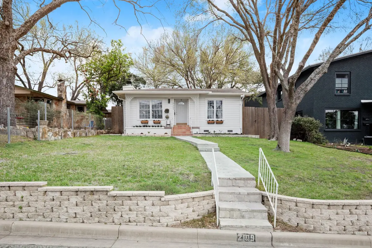 2109 Travis Heights Blvd, Austin, TX 78704 - #1