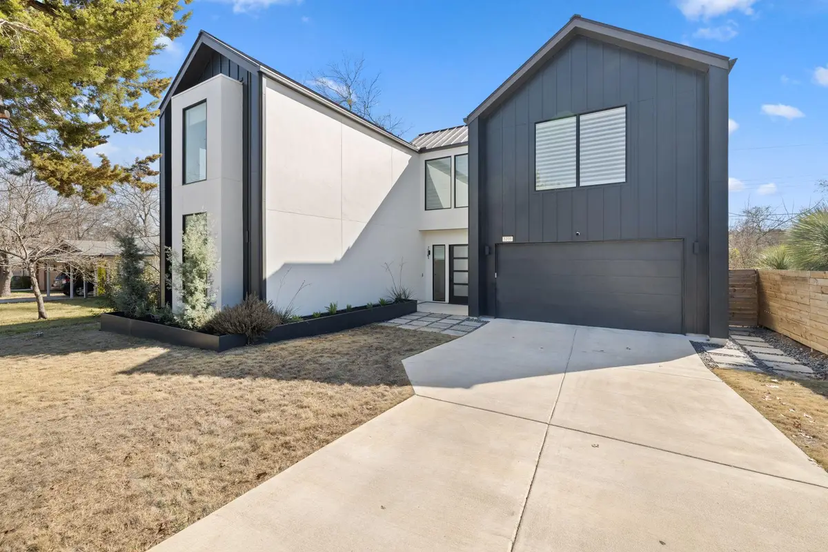 3205 Dolphin Dr, Austin, TX 78704 - #1