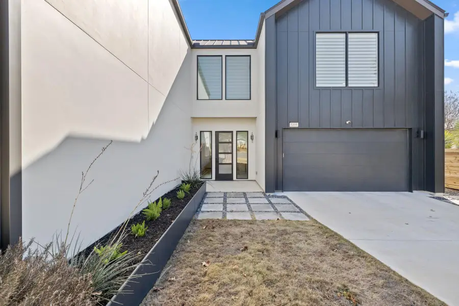 3205 Dolphin Dr, Austin, TX 78704 - #2