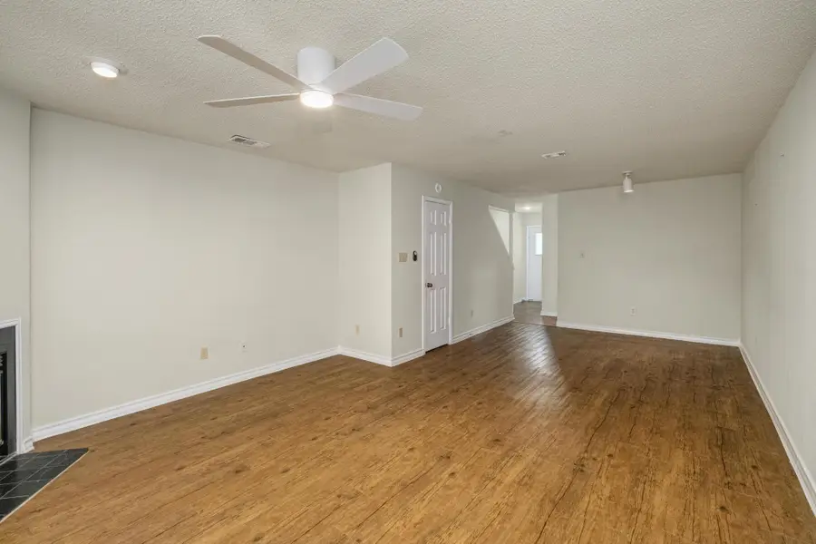 1404 Norwalk Ln #206, Austin, TX 78703 - #2