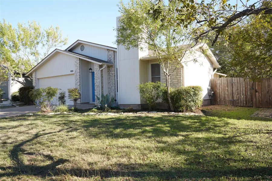 11131 Henge Dr, Austin, TX 78759 - Image #2