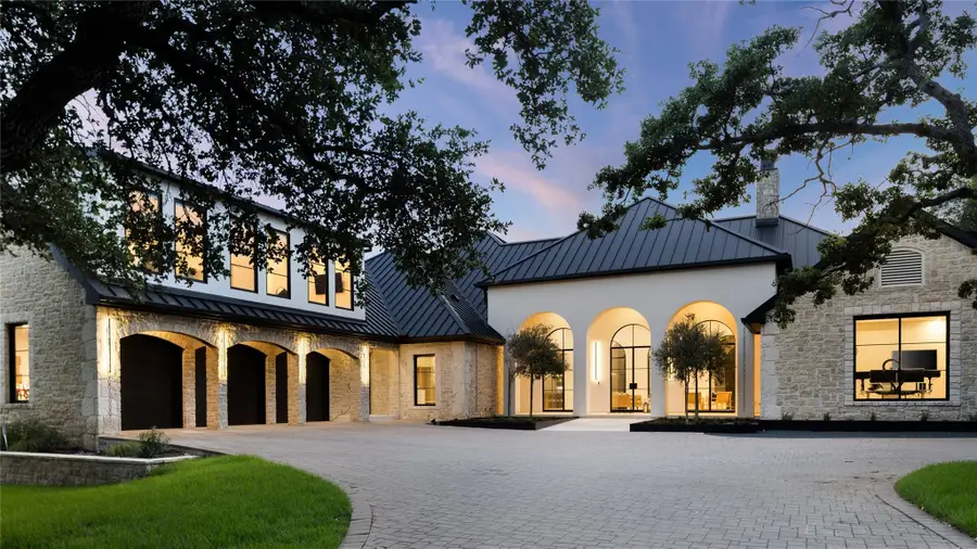 8609 Navidad Dr, Austin, TX 78735 - #2