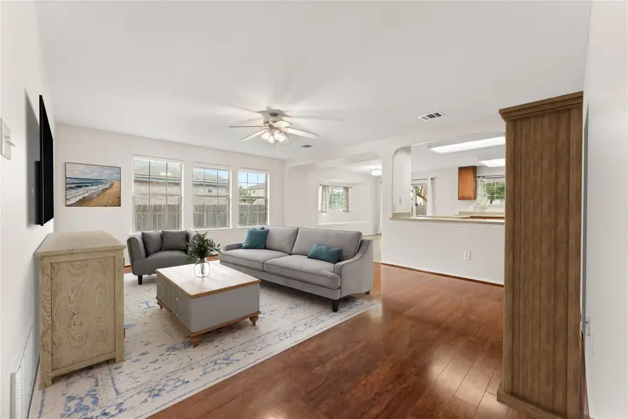 203 Sil Cv, Leander, TX 78641 - Image #3