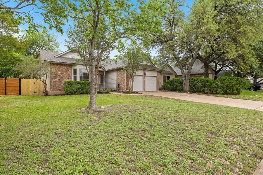 12409 Hunters Chase Dr, Austin, TX 78729 - #2