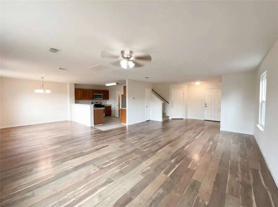 11813 Plains Valley Dr, Del Valle, TX 78617 - Image #3