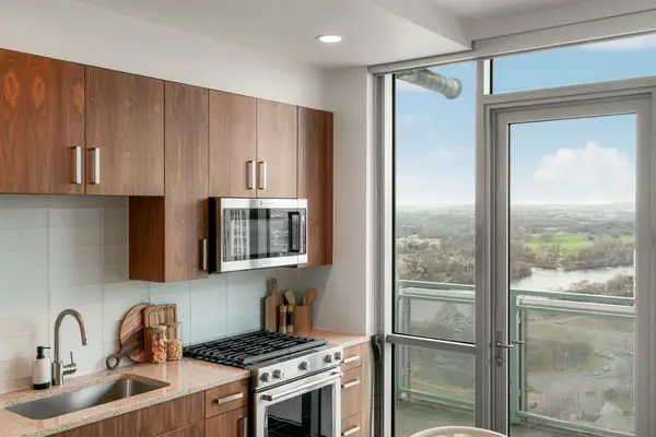 222 West Ave #2204, Austin, TX 78701