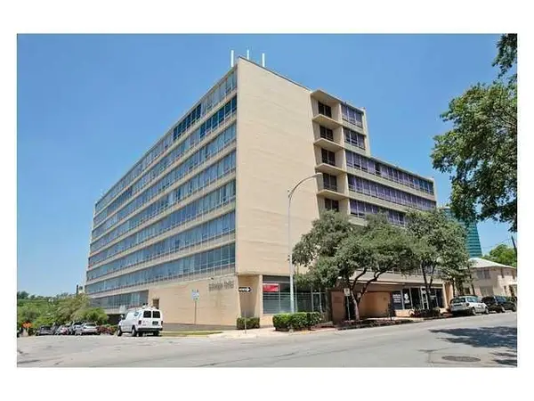 1800 Lavaca St #204, Austin, TX 78701