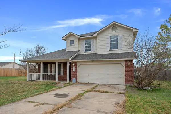 106 Bennett Cv, Hutto, TX 78634