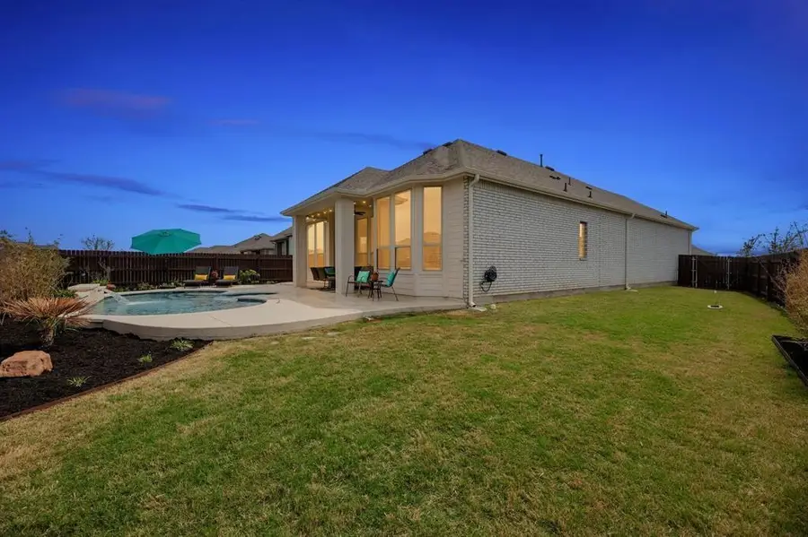 116 Docking Iron Dr, Hutto, TX 78634 - Image #2