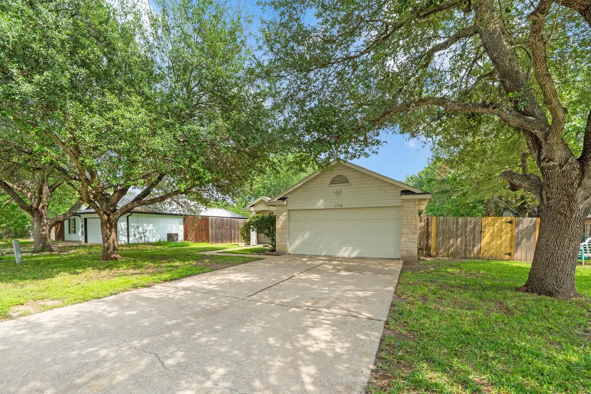 1590 Brandi Cir, Kyle, TX 78640 - #1