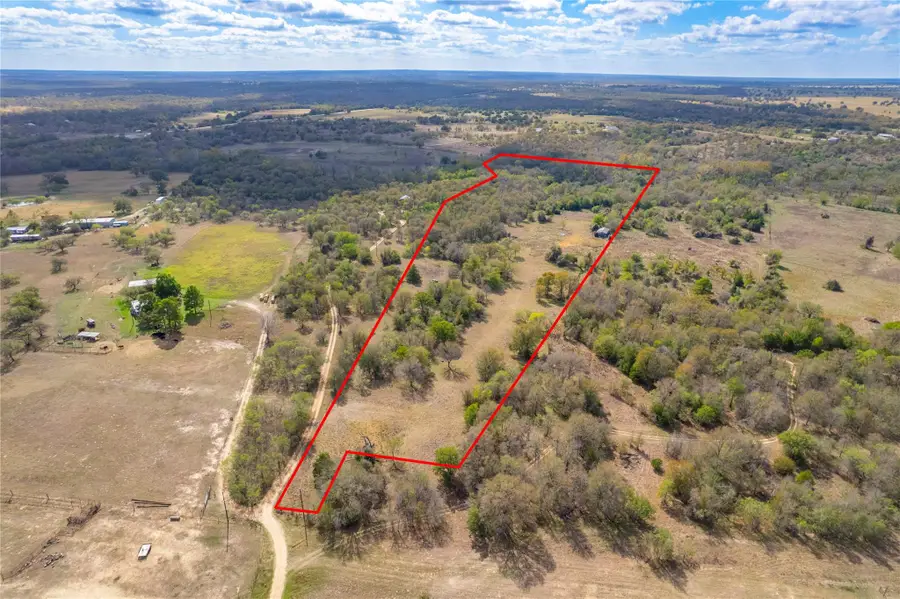 000 Armadillo Ln, Bastrop, TX 78602 - Image #2