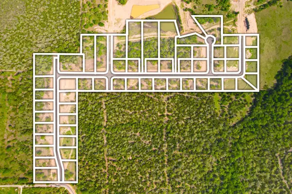 152 Della Ln, Cedar Creek, TX 78612