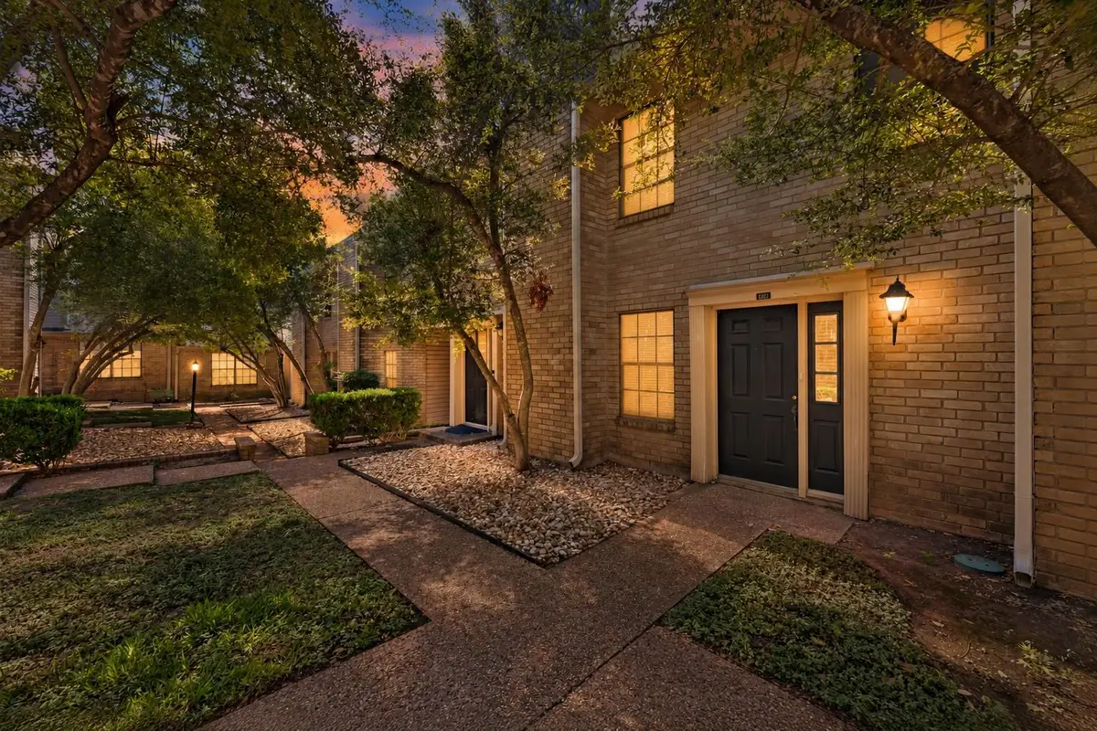 8400 Jamestown Dr #426, Austin, TX 78758 - #1