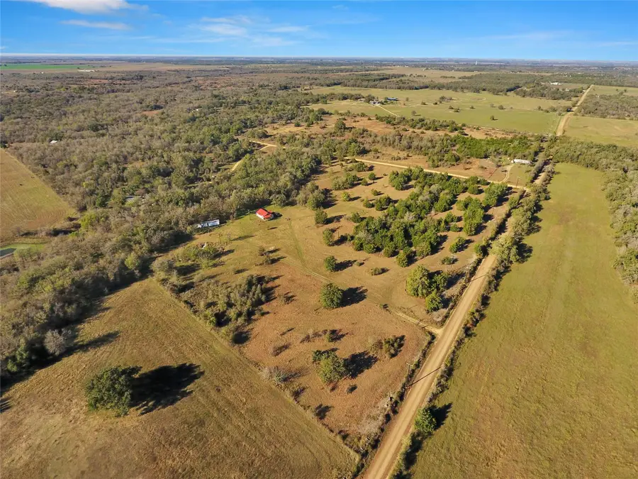 2146 County Road 418, Thorndale, TX 76577 - Image #3