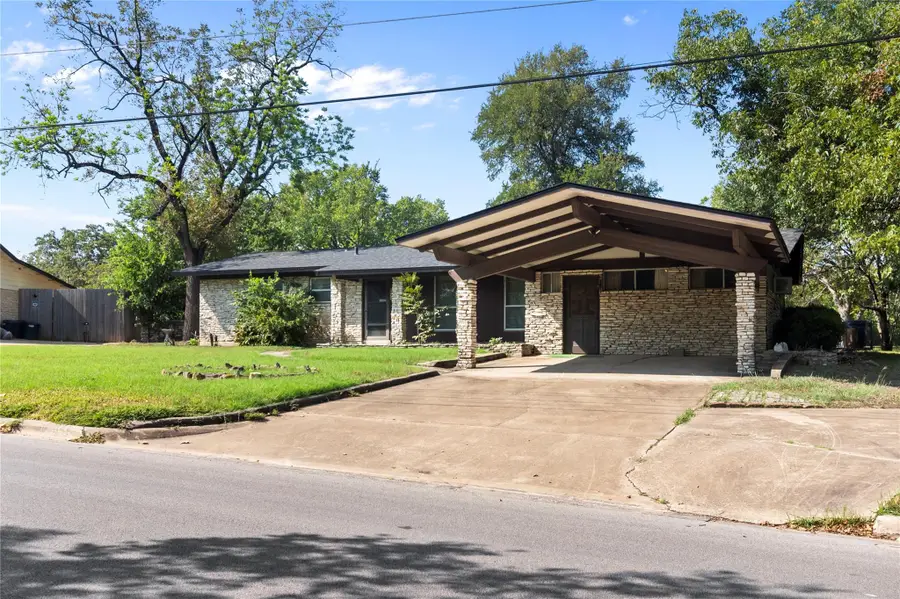1105 E Applegate Dr, Austin, TX 78753 - Image #3