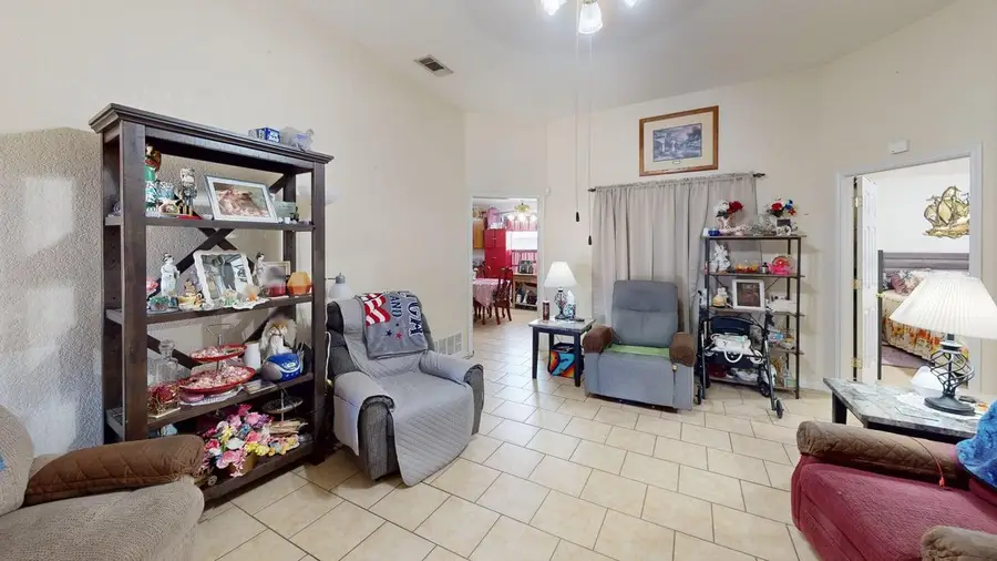 3302 Southhill Dr, Killeen, TX 76549 - #2