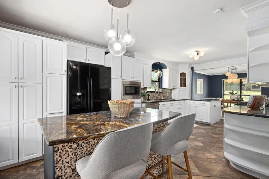 3908 Valley Vw, Round Rock, TX 78681 - #3