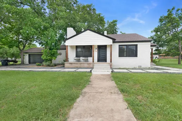 102 Elmo St, Florence, TX 76527