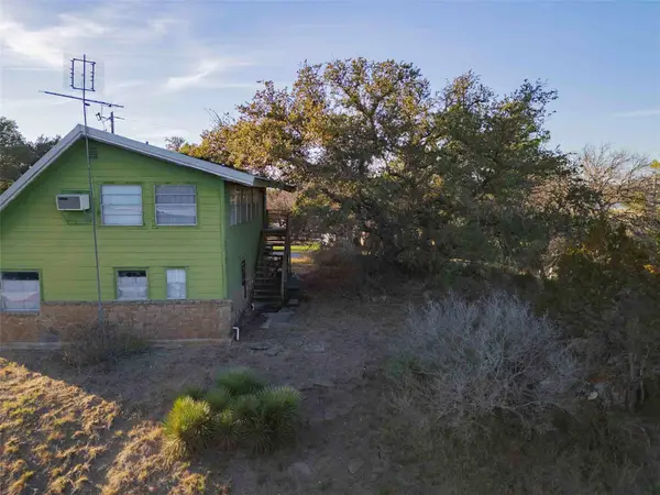 185 Roadrunner Ln, Burnet, TX 78611