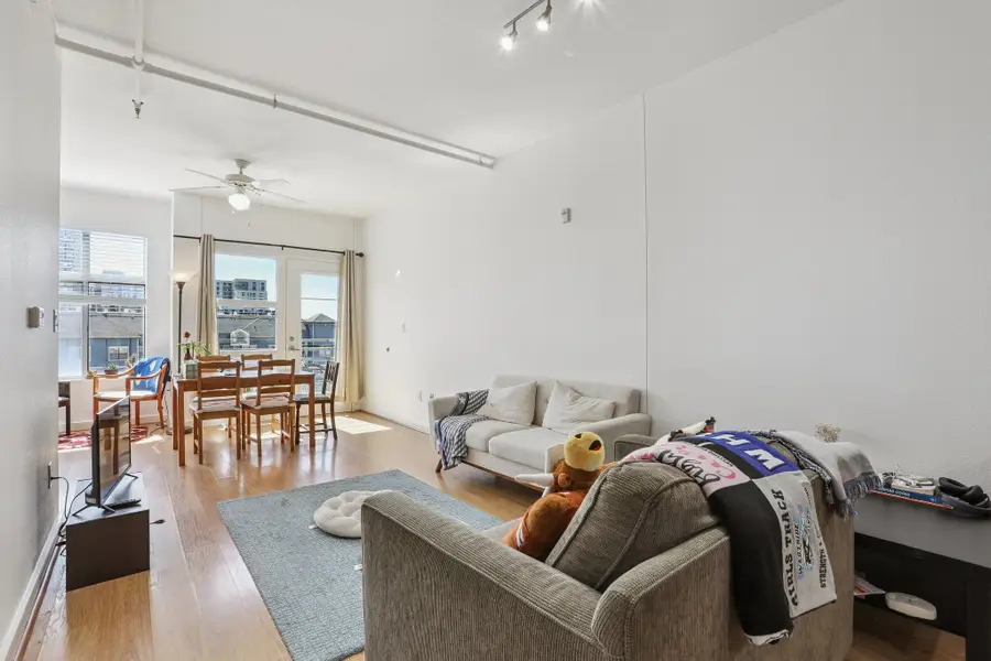 711 W 26th St #704, Austin, TX 78705 - #3