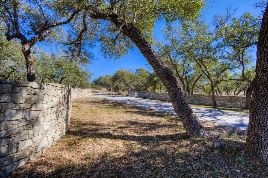 3777 Middle Creek Rd, Blanco, TX 78606 - #3