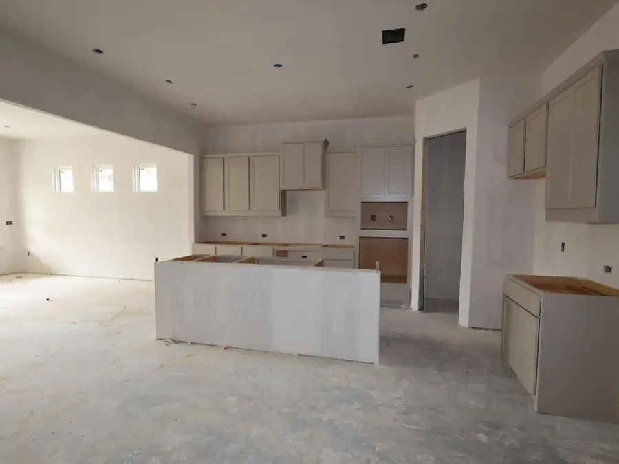 833 Corvallis Dr, Leander, TX 78641 - Image #3