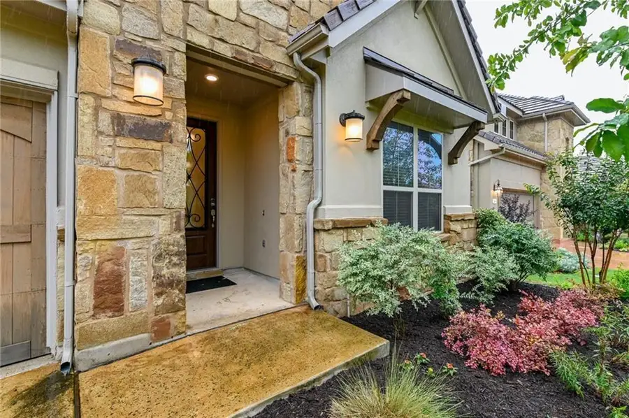 204 Maxwell Way #39, Austin, TX 78738 - Image #2