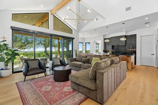 503 Happy Trl, Dripping Springs, TX 78620