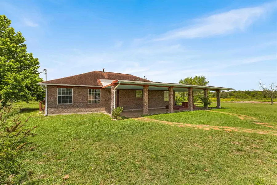 12212 Ballerstedt Rd, Elgin, TX 78621 - #3