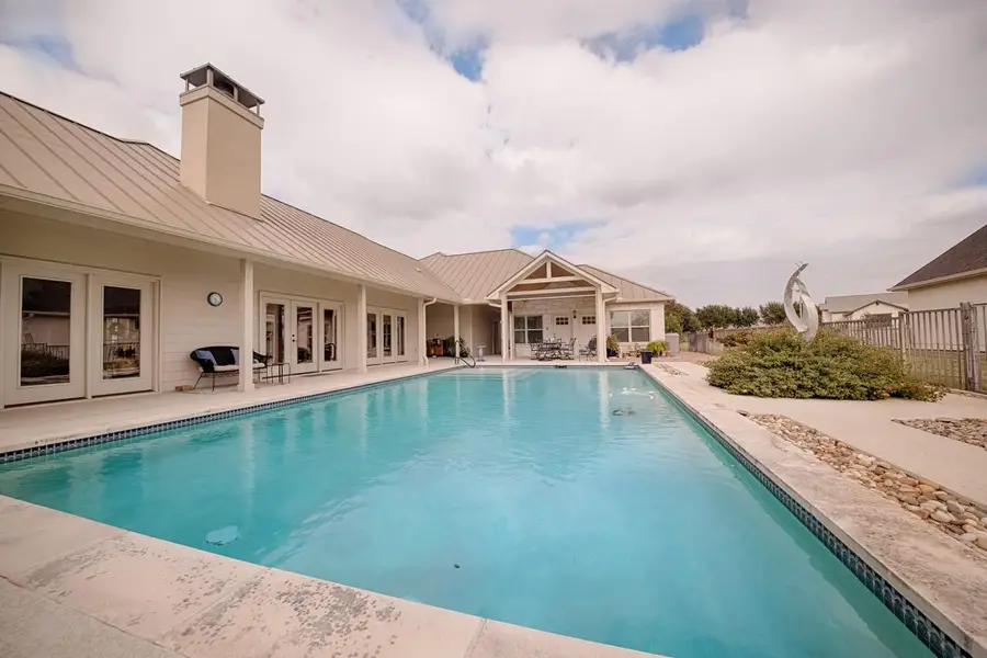 1600 Legends Pkwy, Kingsland, TX 78639 - Image #2